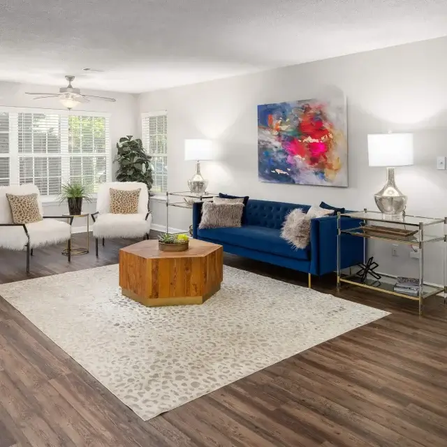 the mark 7120 marrow ga living room